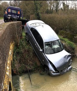 Car Recovery Crawley